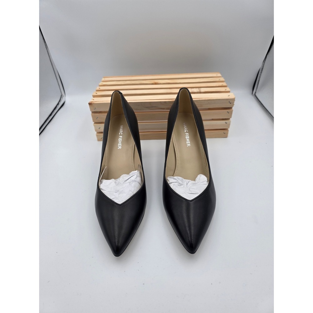 Marc Fisher Caitlin Pump Women 8M Black Leather Block Heel Pointed Toe V-Neck - Picture 2 of 6